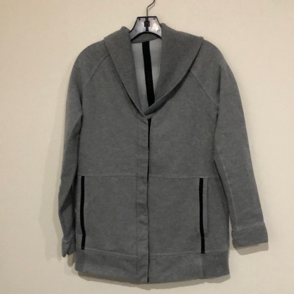 Lululemon gray cozy sweat coat w/ folded collar sz 6 side pockets